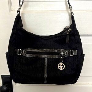 Black Designer Shoulder Bag by GianiBernini